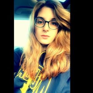 Meet your Posher, Carrie